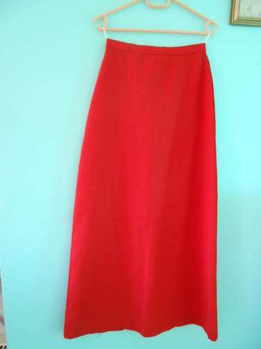 Long Vintage Red Skirt (Size 36) Zips up at the back